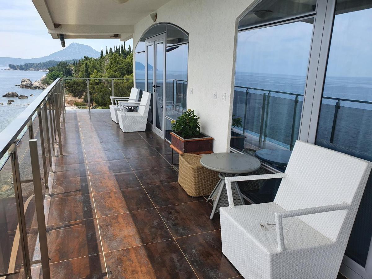 Sunset View Apartments บาร์ ภายนอก รูปภาพ